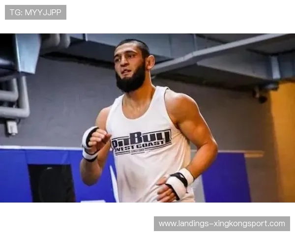 MMA重量级对决燃爆，终结技被赞教科书级